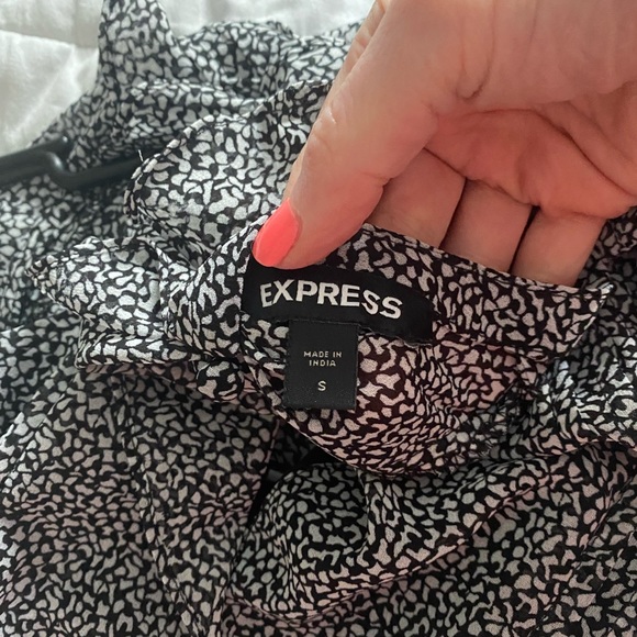 Express-Size S-worn only once! - Picture 2 of 9